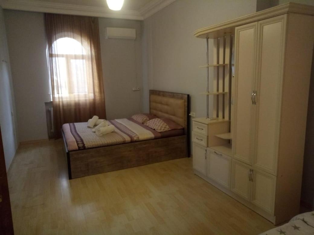 Classy And Cozy Hostel Yerevan Ngoại thất bức ảnh